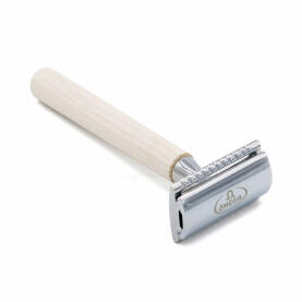 Omega D5711 safety razor with wooden handle