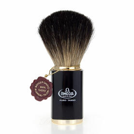 Omega 6190 Pure Badger Hair Shaving Brush - black handle
