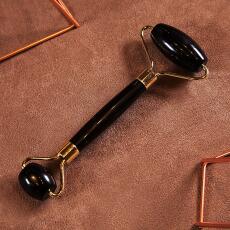 Zo&euml; Ayla Gesichts Roll-on Extravagant Facial Black Obsidian