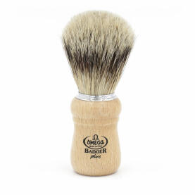 Omega B6228 Badger Plus Shaving Brush wooden handle