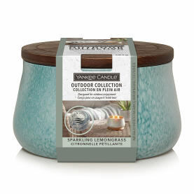 Yankee Candle Sparkling Lemongrass Outdoor Collection...