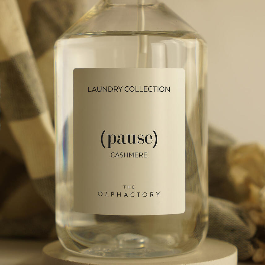 The Olphactory Pause Cashmere Fabric Refreshner 500 ml
