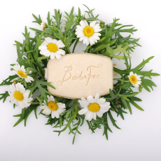 BadeFee Festes Shampoo Vegan f&uuml;r Sensible Kopfhaut Kamillenbl&uuml;ten 80 g